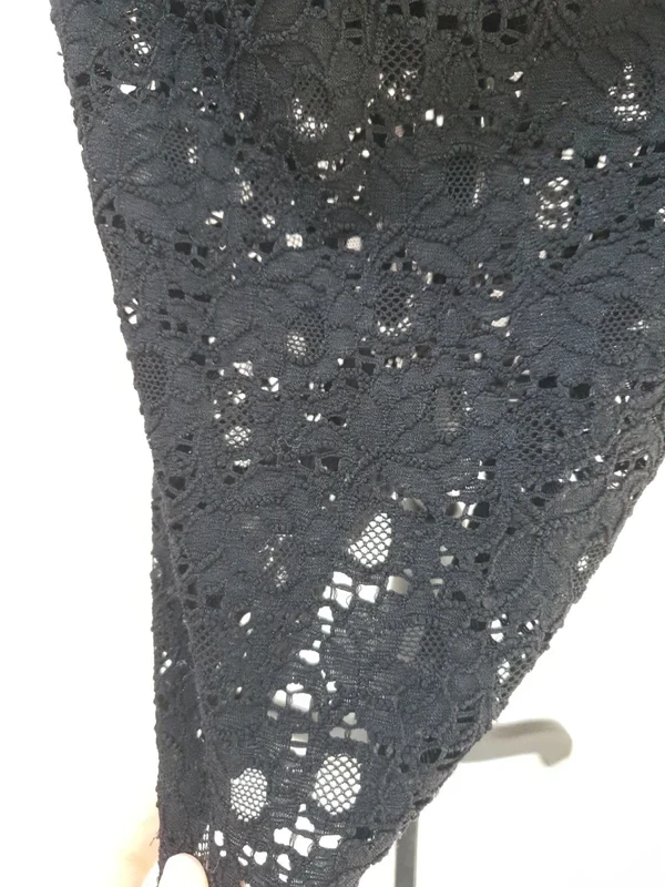 ❤️ Black mid-length skirt with crochet effect – Stradivarius – Size S – Good condition – photo 9